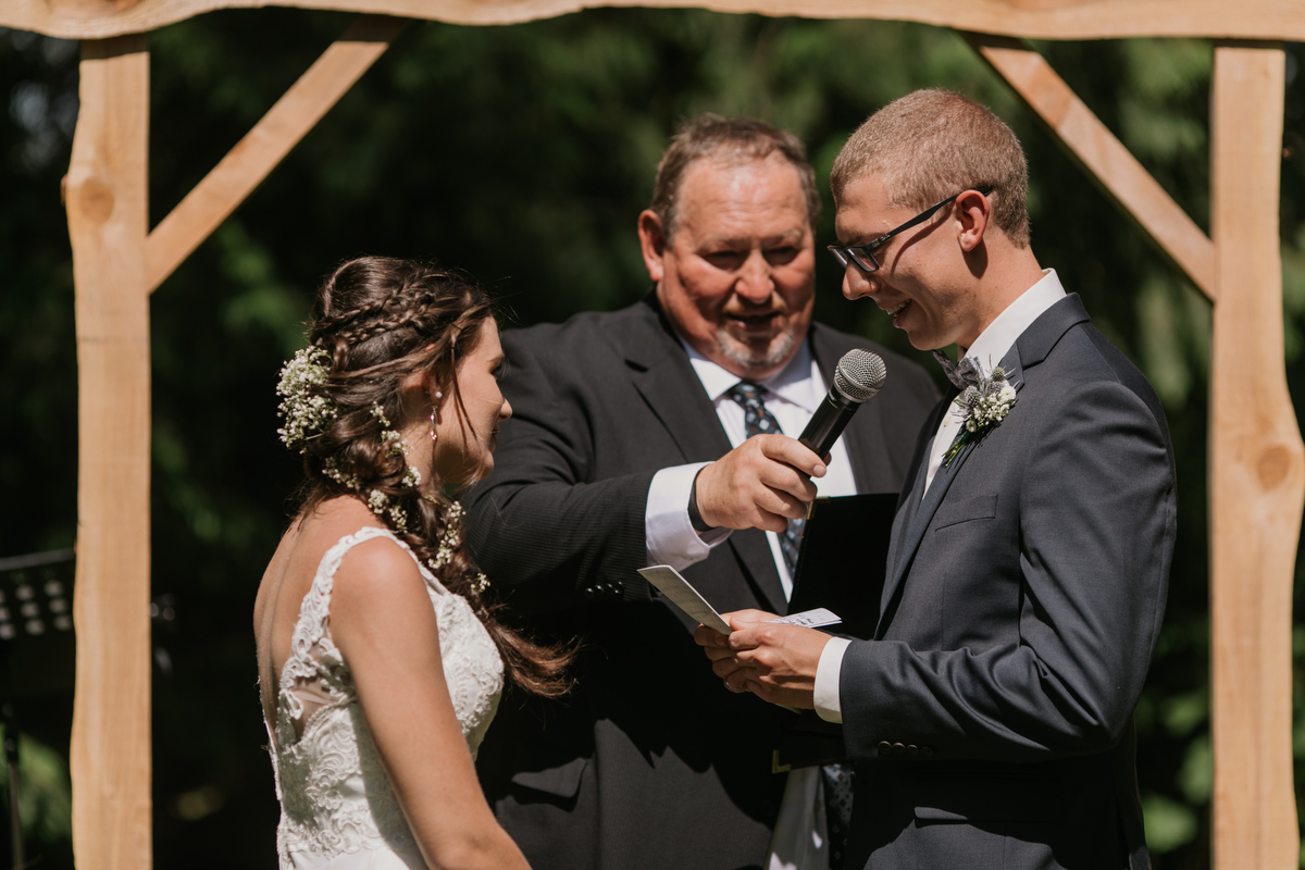 maan farms wedding photos in abbotsford