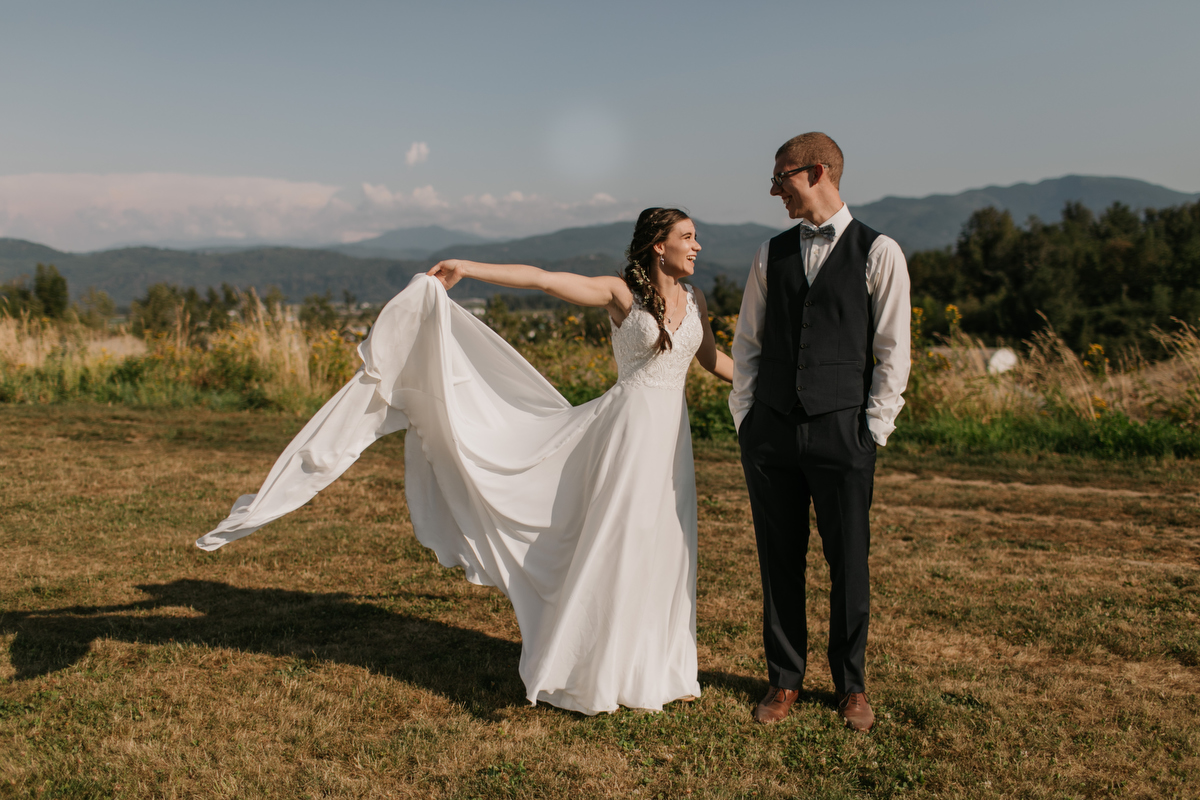 maan farms wedding photos in abbotsford