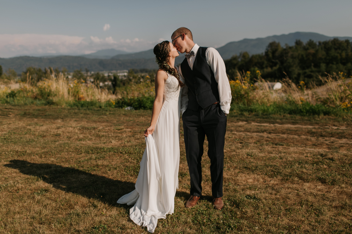 maan farms wedding photos in abbotsford