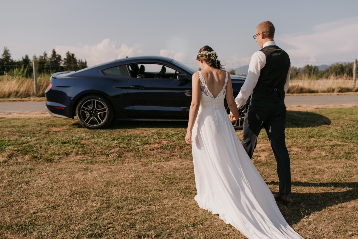 maan farms wedding photos in abbotsford