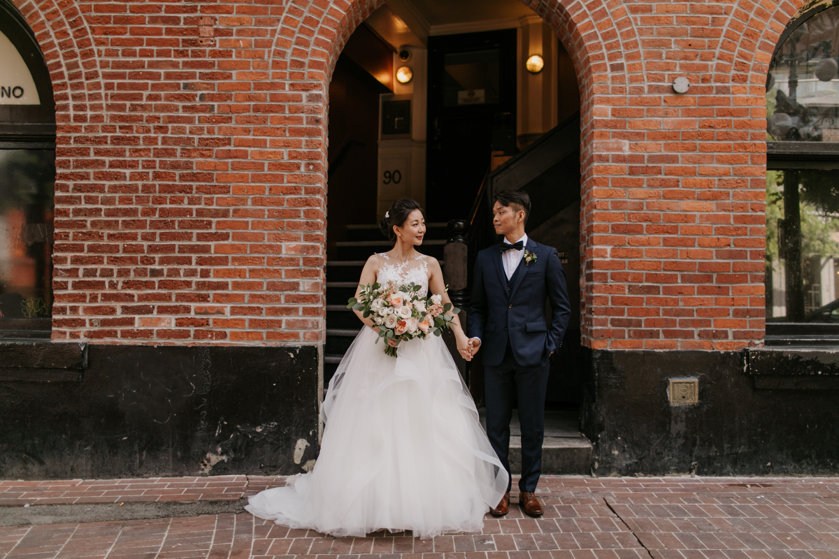 brock house wedding photos