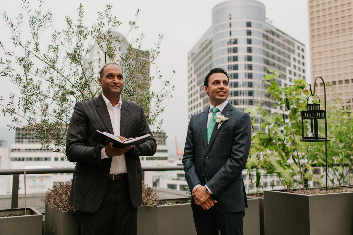 vancouver club wedding on the rooftop