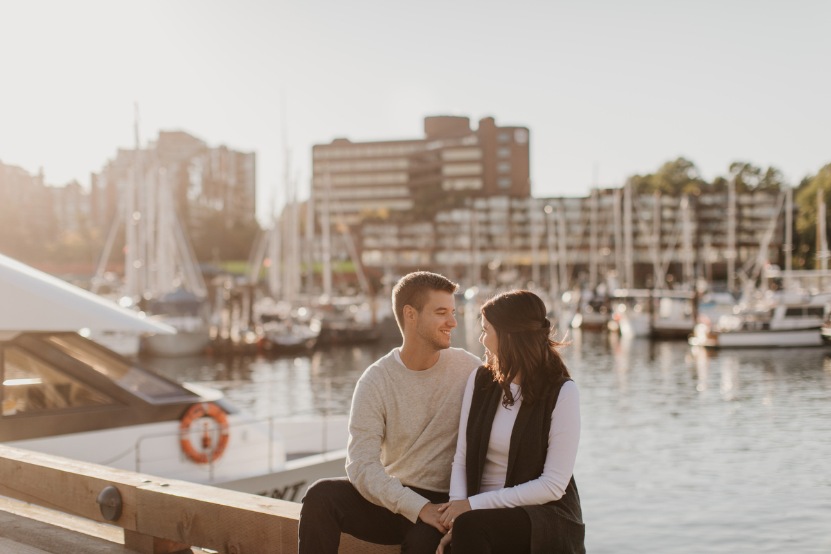 engagement photos at granville island