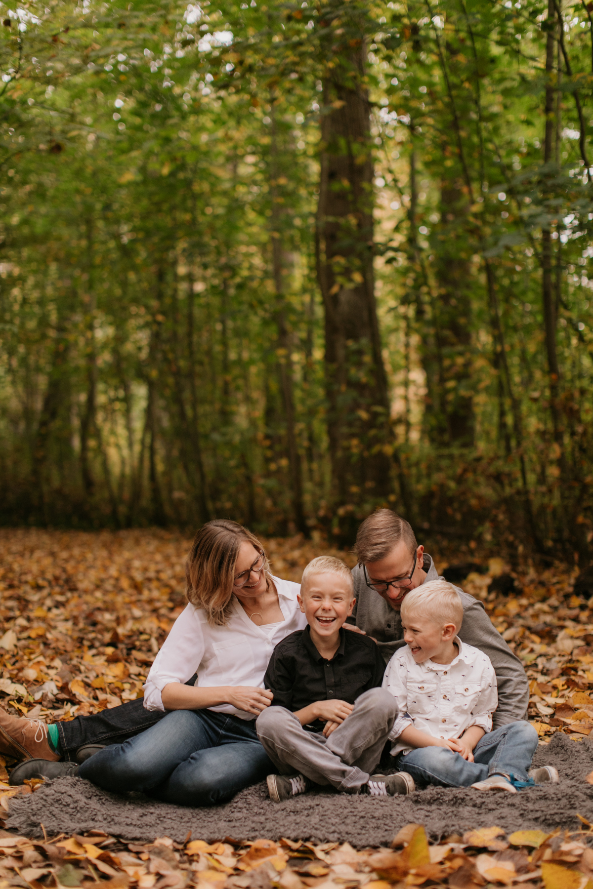 family photos by the river in ladner