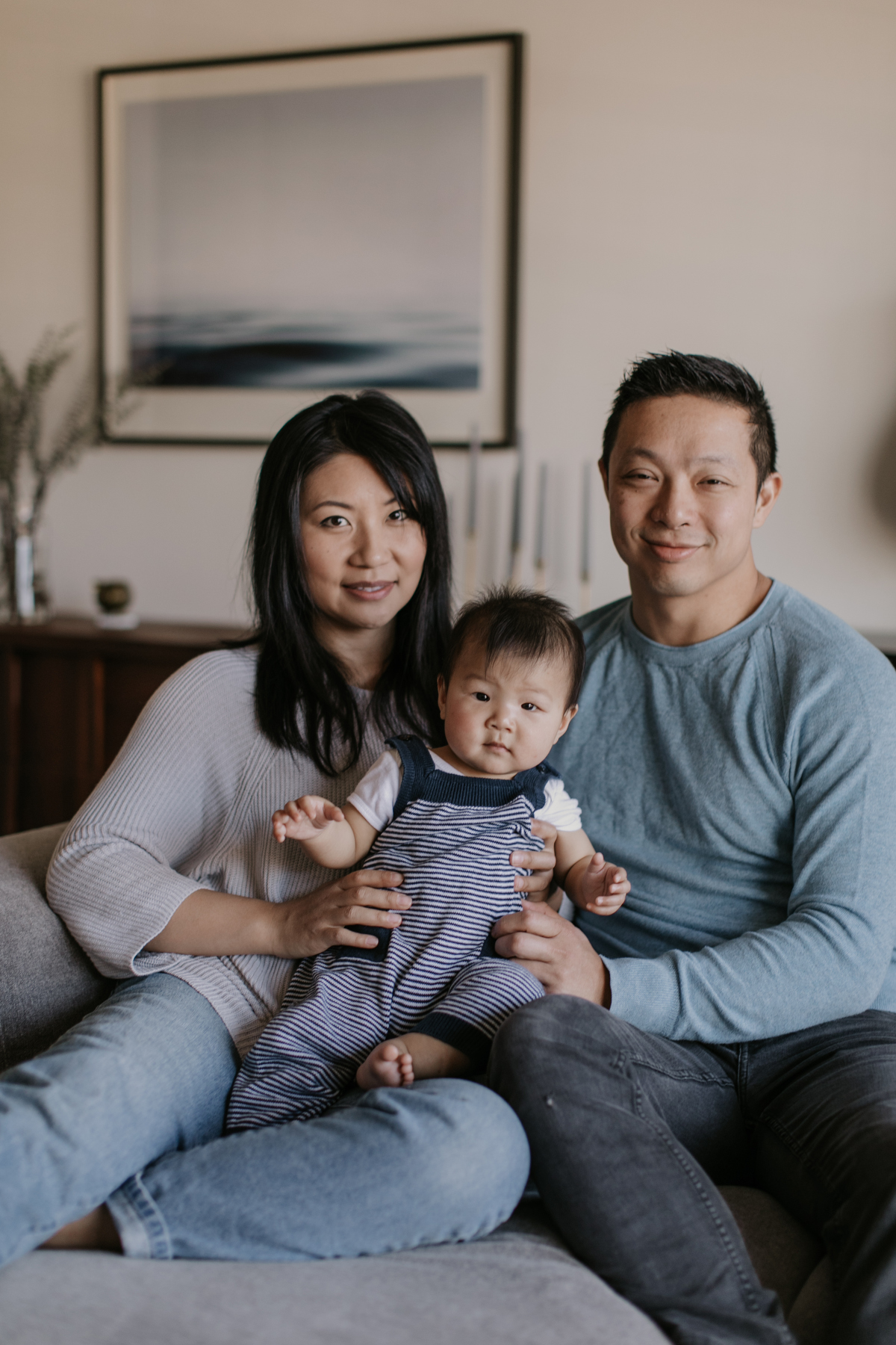 at home family session in vancouver
