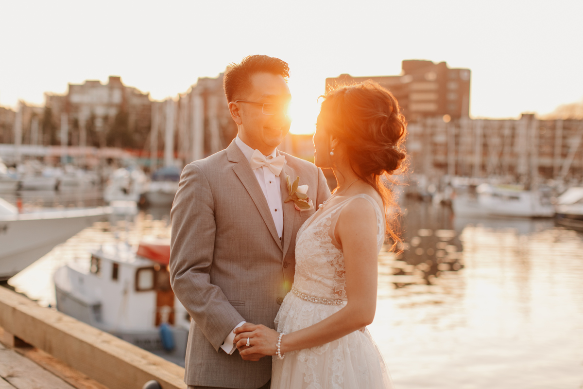 bridges restaurant wedding photos