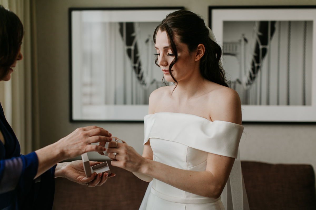 Grouse Mountain Wedding Photos