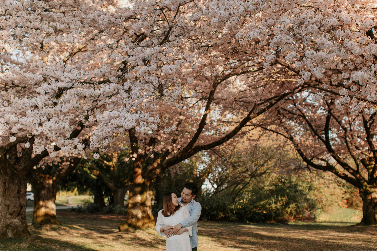 Cherry Blossom Maternity Photos