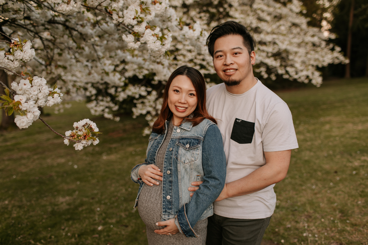 Cherry Blossom Maternity Photos