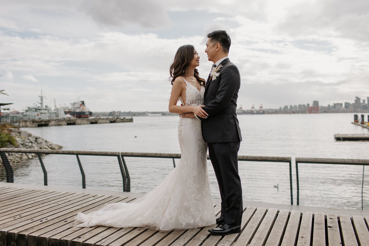 Pinnacle at the Pier Hotel Wedding Photos