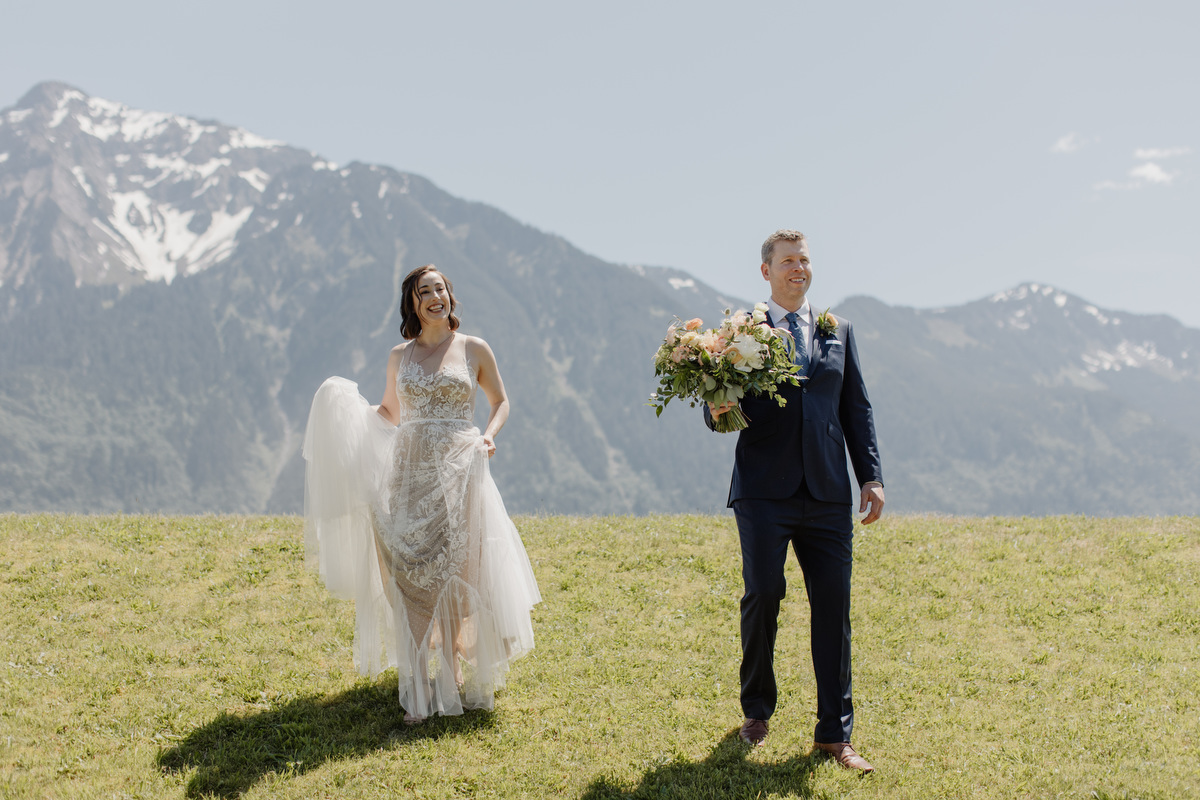 Fraser River Lodge Wedding Photos