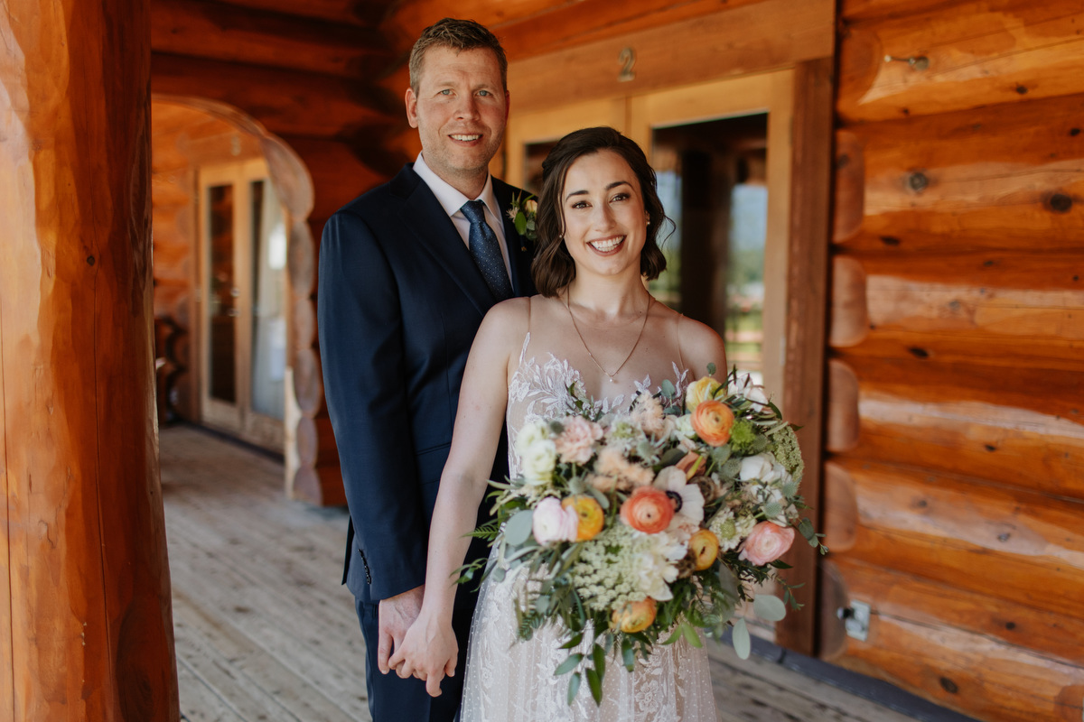 Fraser River Lodge Wedding Photos