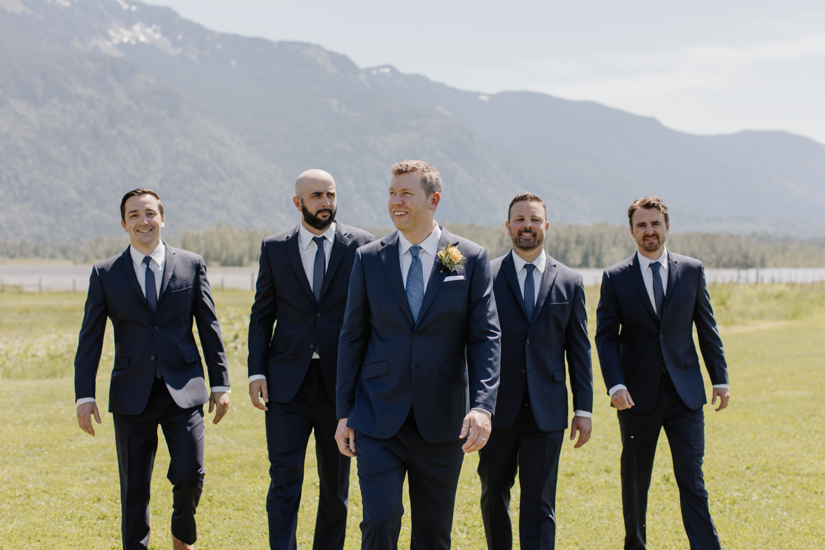 Fraser River Lodge Wedding Photos