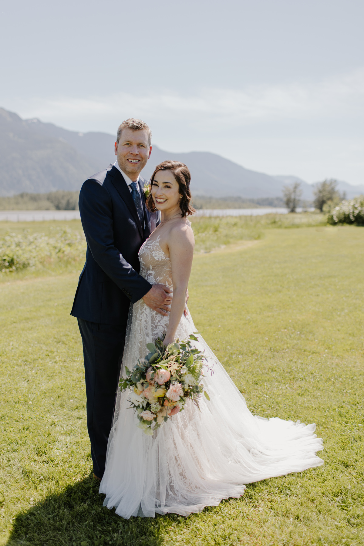Fraser River Lodge Wedding Photos