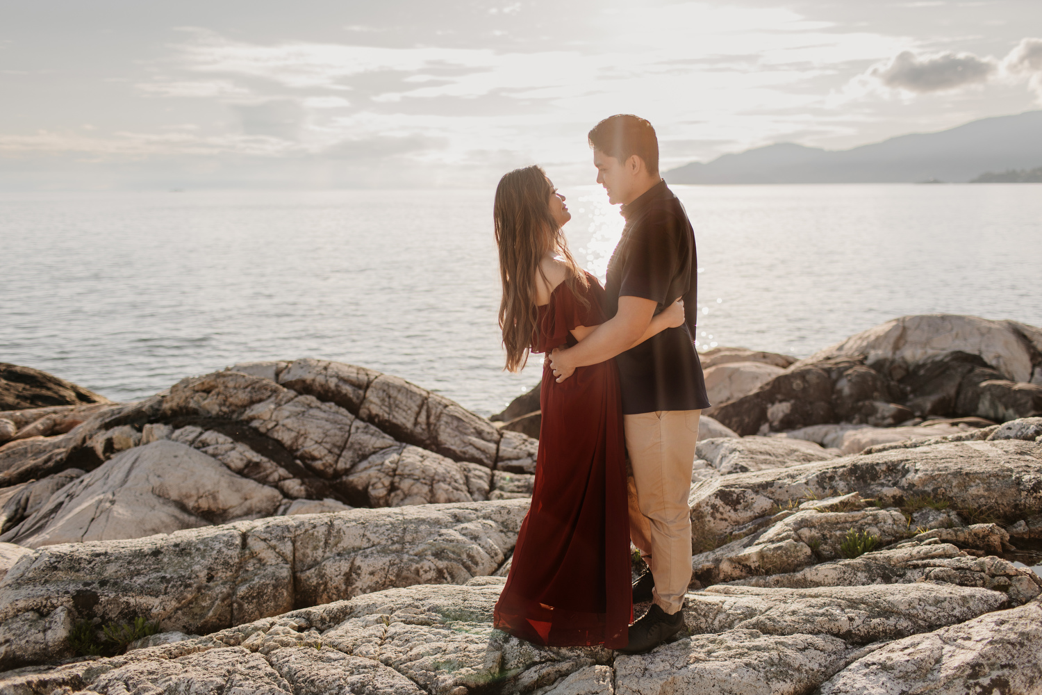 Lighthouse Park Engagement Session