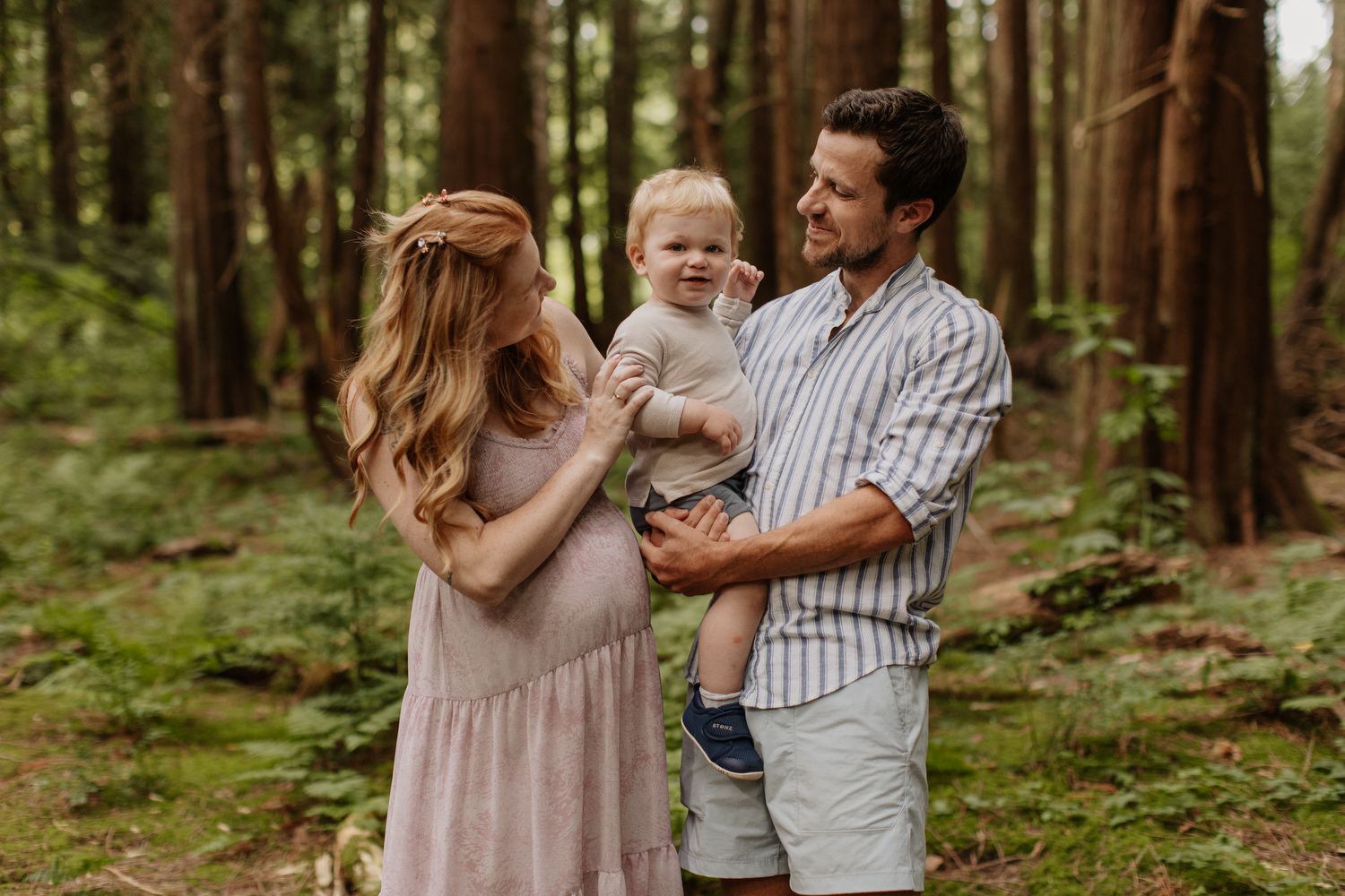 Pacific Spirit Park Maternity Photos Family