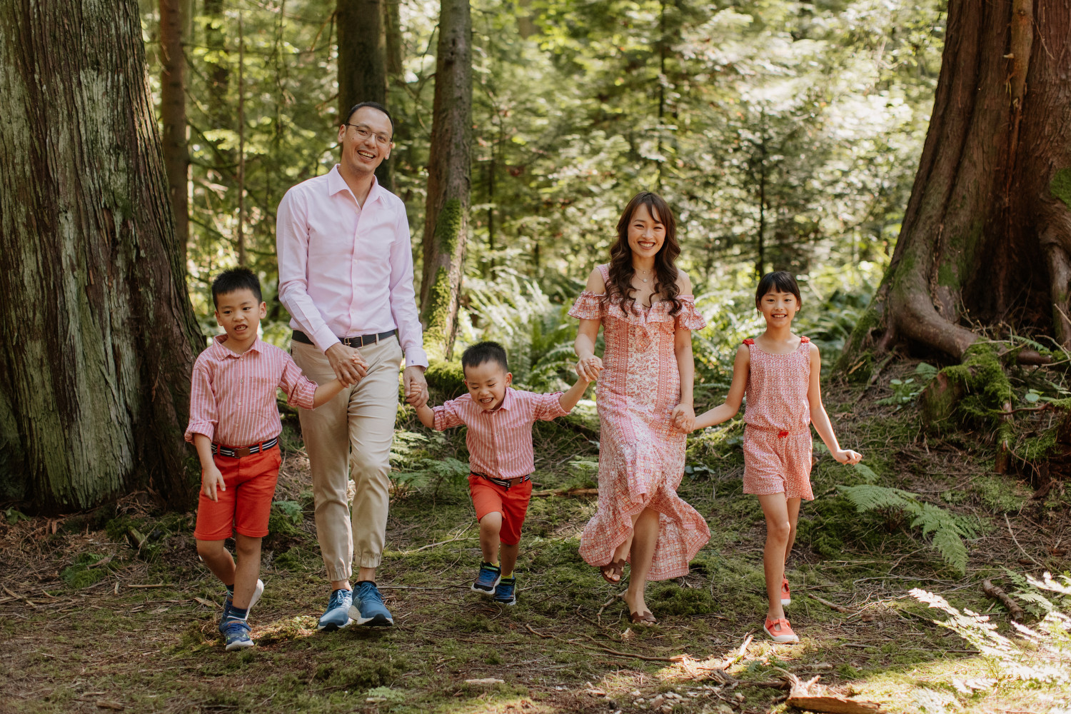 Pacific Spirit Park Family Photos