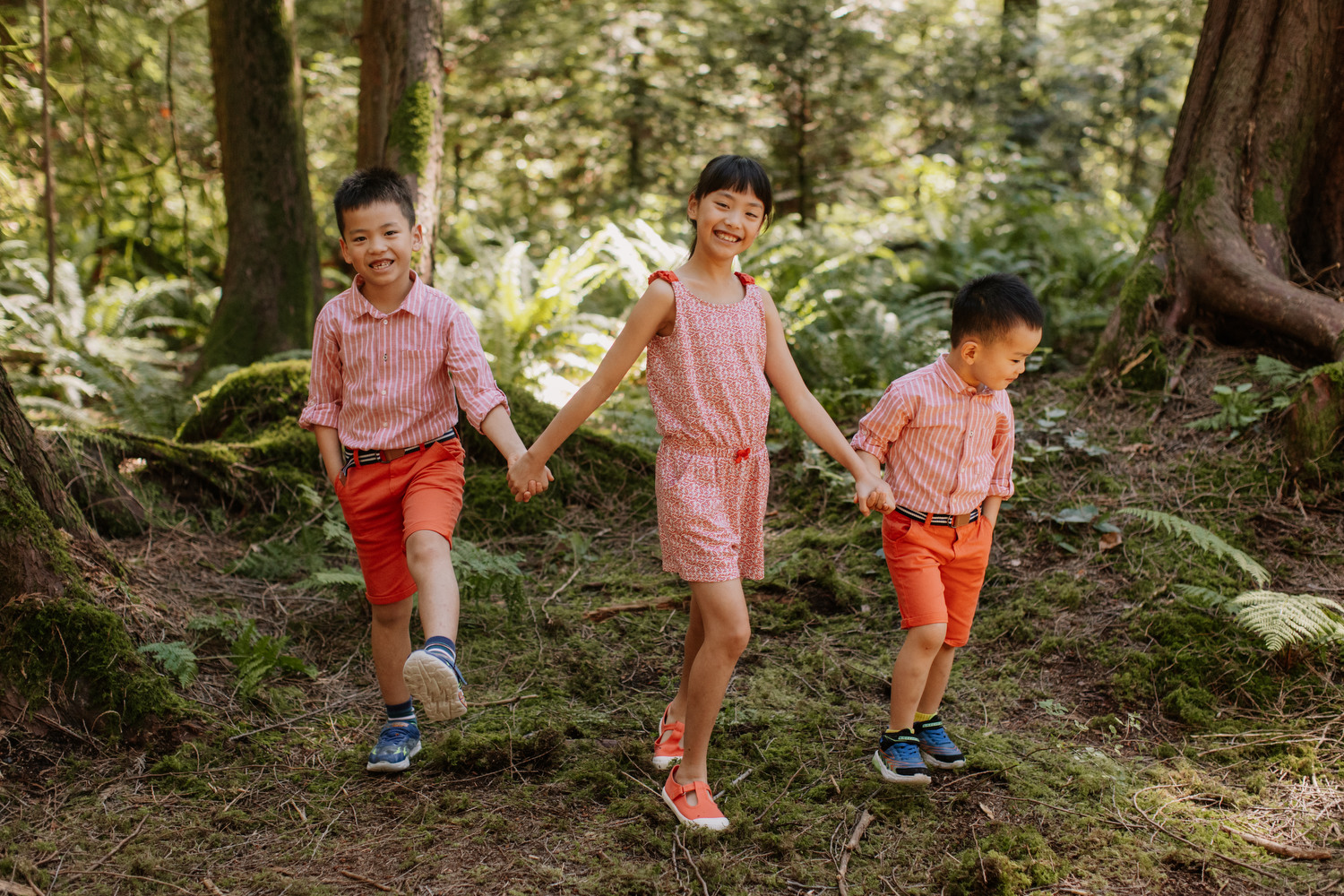 Pacific Spirit Park Family Photos