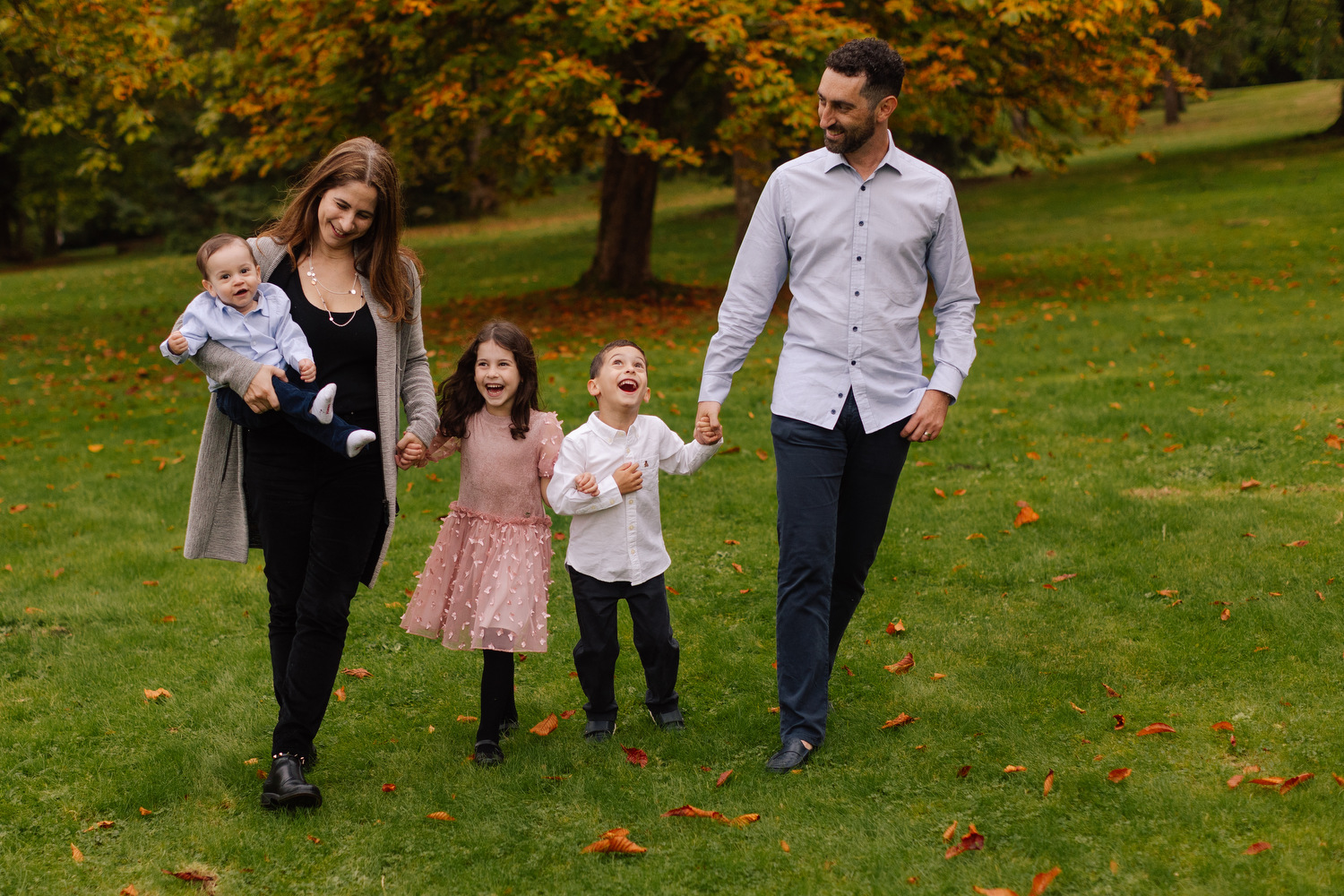 Queen Elizabeth Fall Family Photos